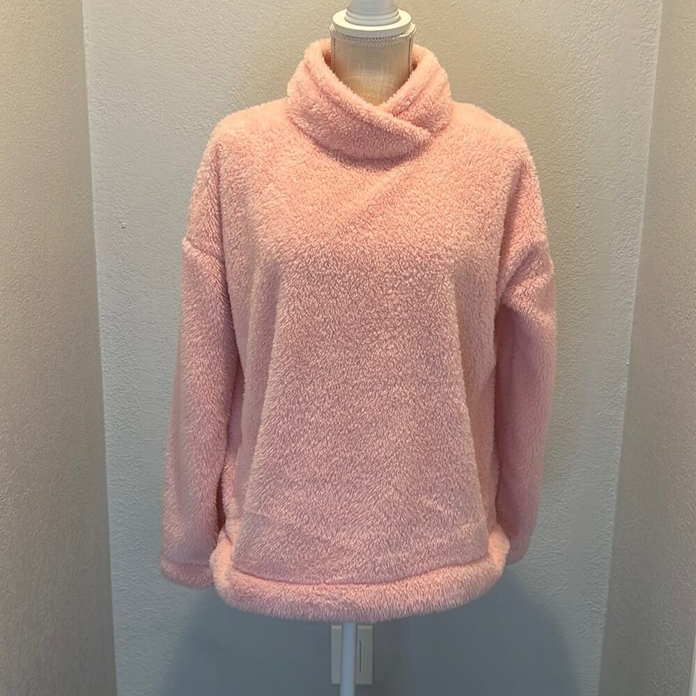 Jane and Bleecker Woman’s Pink Super Soft Pullover - M